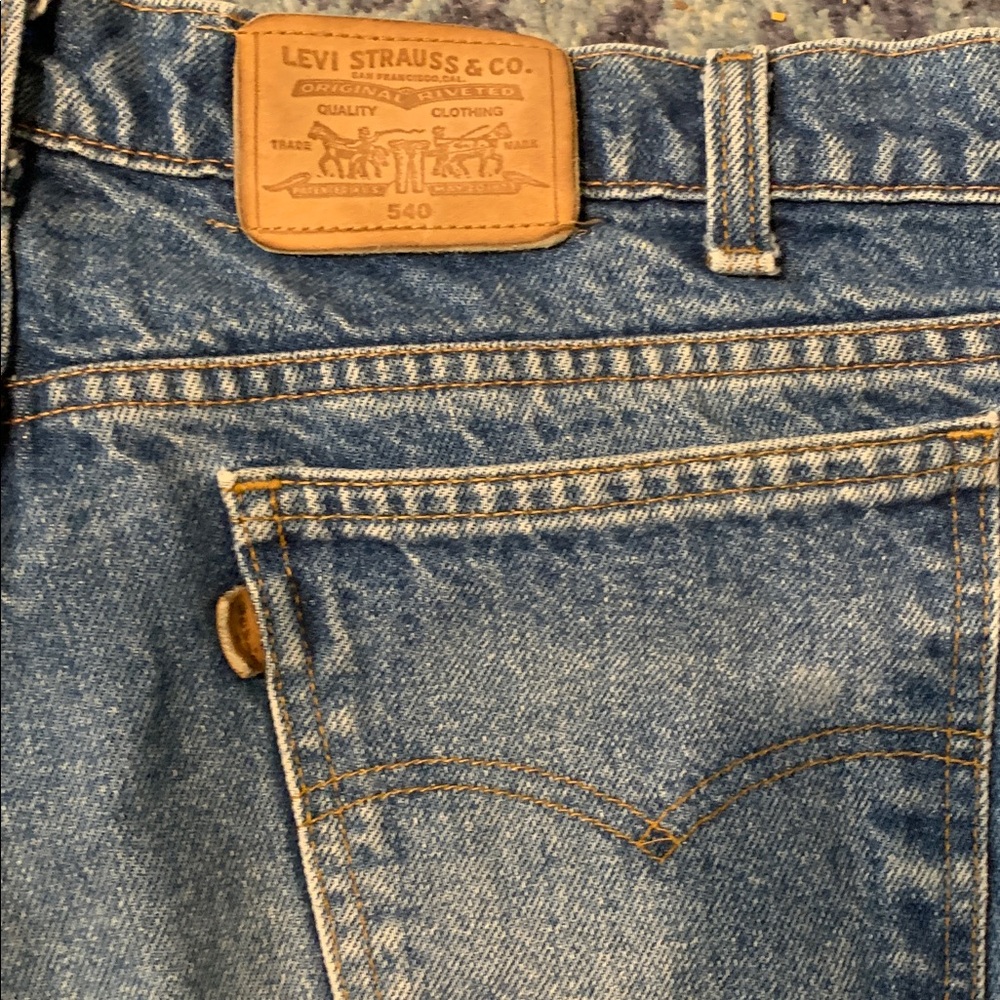 Levi 540 Classic light wash Blue Denim Jeans 34” waist 30” inseam slight taper - Picture 6 of 7